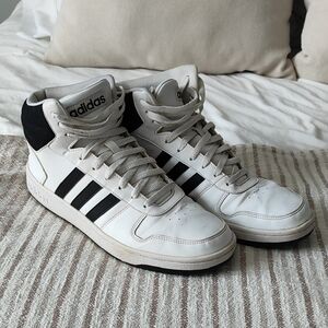 Adidas Men's White and Black Sneakers